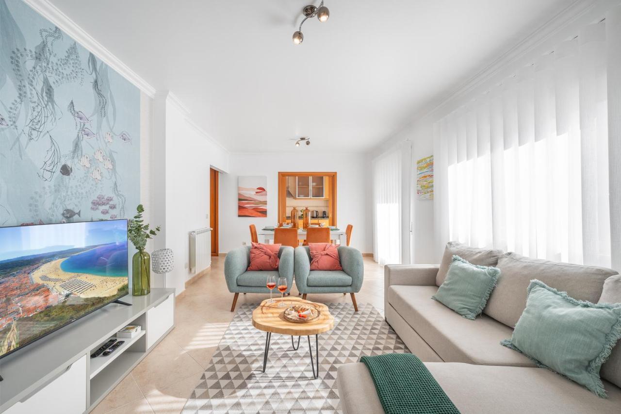 Ocean Getaway - Private Parking And Sea View Leilighet Nazaré Eksteriør bilde